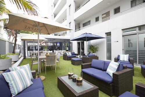 The Hyde All-Suite Hotel, Restaurant