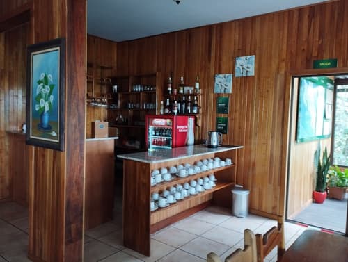 Cala Lodge, Reception