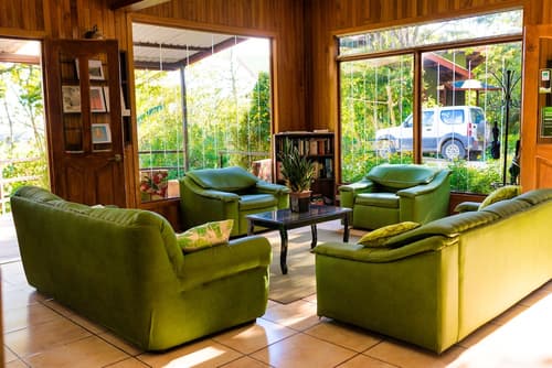 Cala Lodge, Reception