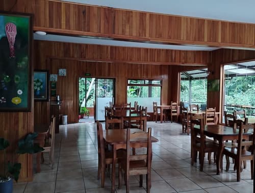 Cala Lodge, Reception