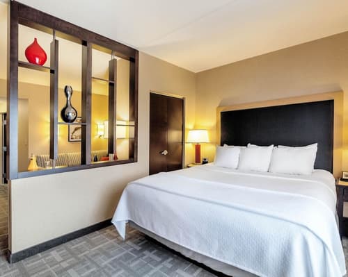 Cambria Hotel Pittsburgh - Downtown, Room