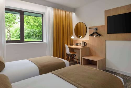 Super 8 by Wyndham Durham, Room