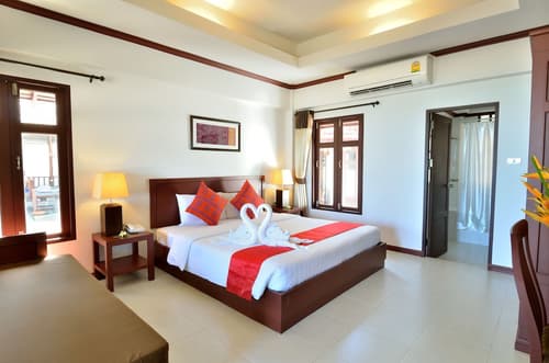 First Bungalow Beach Resort, Room