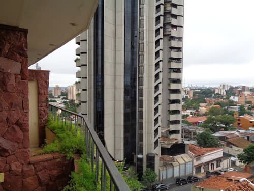 Premier Hill, Terrace/patio