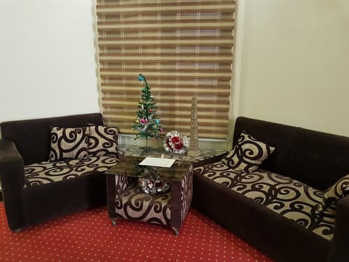 Cairo Paradise Hotel, Lobby sitting area