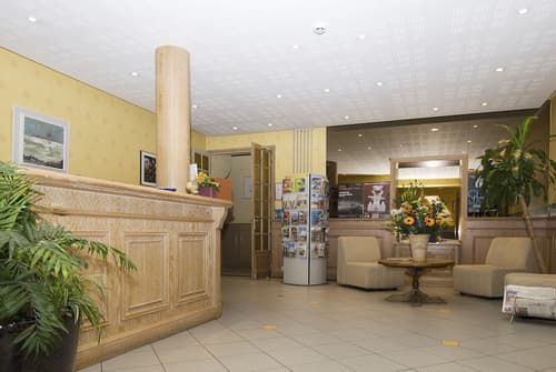 Le Relais Du Roy, Check-in/check-out kiosk
