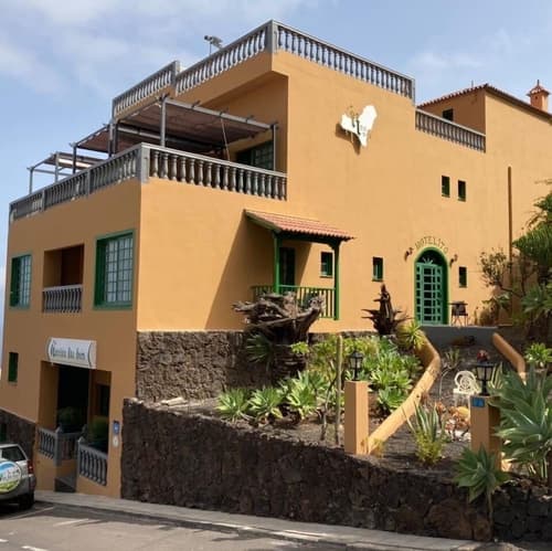 Hotel Ida Inés, Front of property