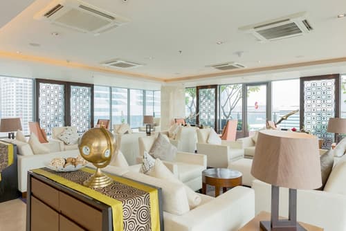 Sivatel Bangkok, Lobby sitting area