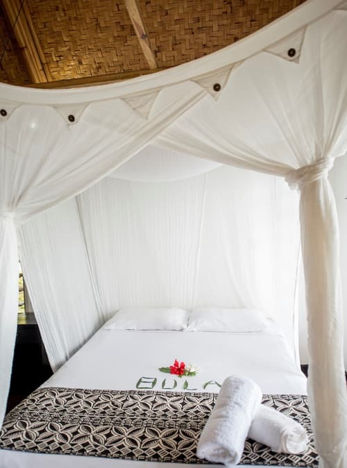 Crusoe's Retreat, Room