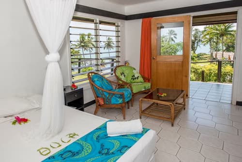 Crusoe's Retreat, Room