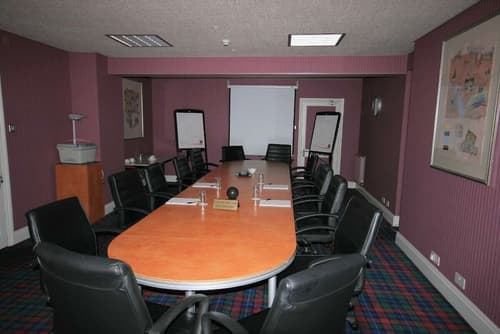 Regency Hotel, Meeting facility
