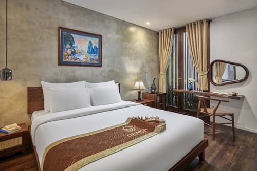 Draha Halong Hotel - Serenity, Charm and Nature - Preferred by Western Travelers, Room