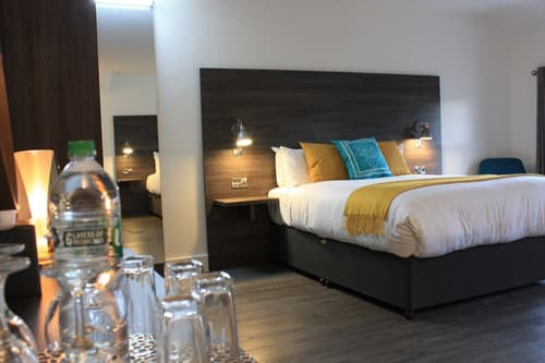 Base Accommodation Dingle, Primary image