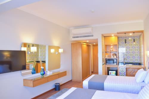 Basma Executive Club, Room