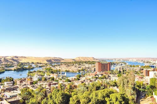 Basma Executive Club, Front of property