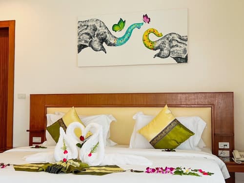 Aura Samui Best Beach Hotel, Room