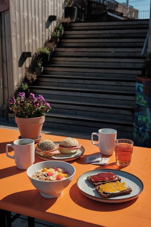 Urban Camper Hostel, Breakfast meal