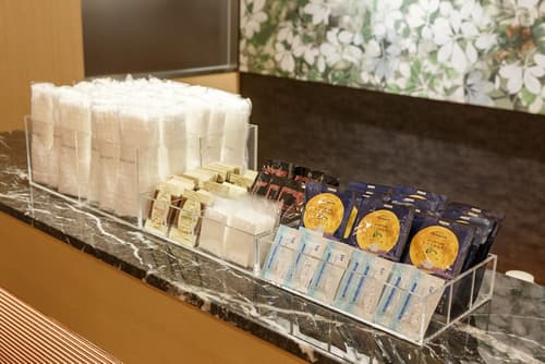 Hotel Forza Osaka Kitahama, Reception