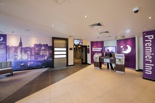 Premier Inn Edinburgh Cc Royal Mile, Reception