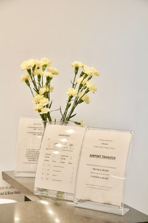 Chevron Design Hotel Prague, Reception