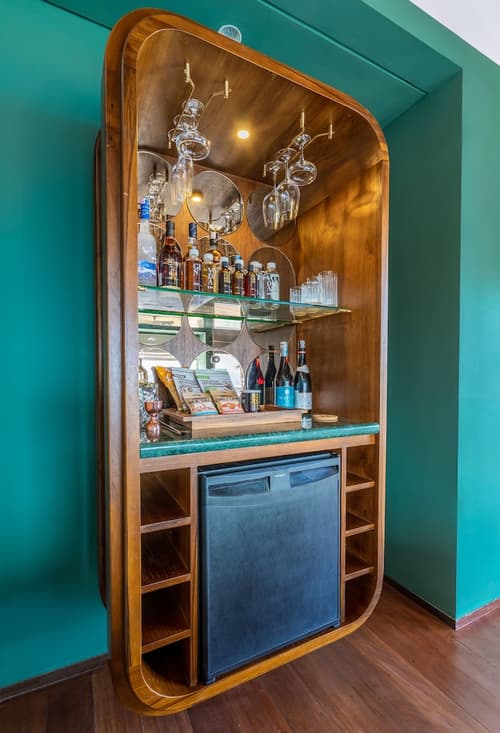 Ulu Cliffhouse, Minibar