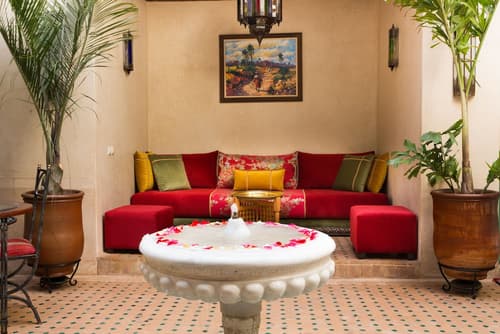 Riad Azrur, Lobby lounge