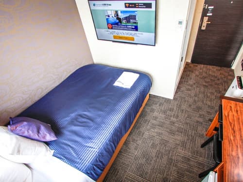 HOTEL LiVEMAX Kyoto Kamogawamae, Room