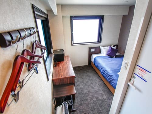 HOTEL LiVEMAX Kyoto Kamogawamae, Room