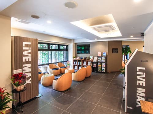 HOTEL LiVEMAX Kyoto Kamogawamae, Lobby sitting area