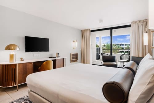 Mangrove Beach Corendon Curacao All-Inclusive Resort, Curio by Hilton, Room