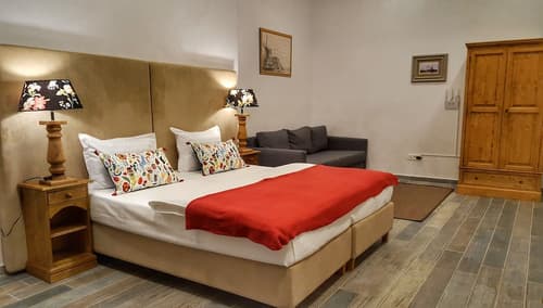 Windmill Studios, Room