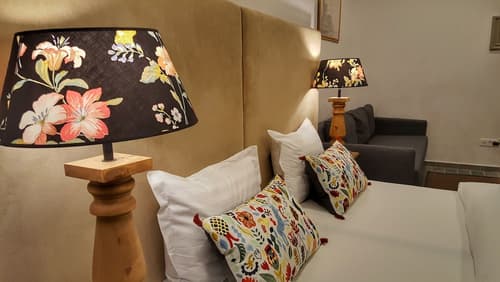 Windmill Studios, Room