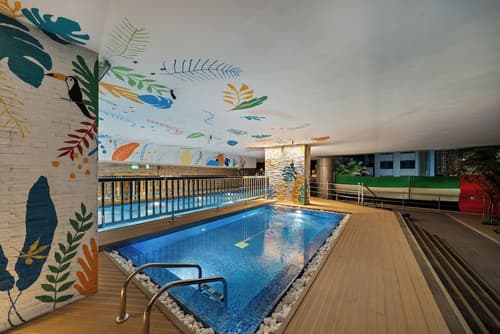 Park Regis Business Bay Hotel, Pool