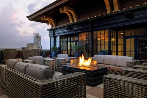 Hotel Vin, Autograph Collection, Restaurant