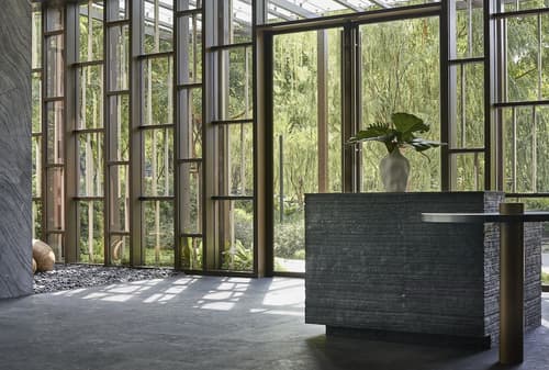 Kimpton Maa-Lai Bangkok by IHG, Lobby