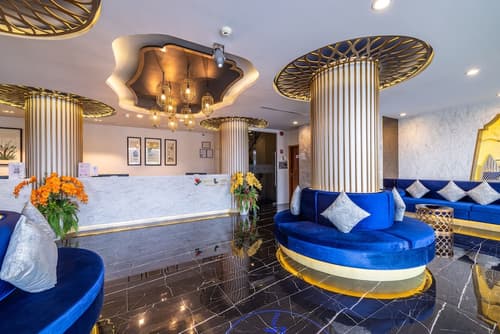 Kana Triple L Hotel, Lobby