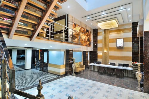 Hotel Grand Uddhav, Reception