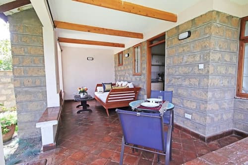 Olesamara Collection, Terrace/patio