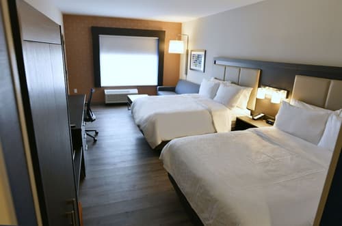 Holiday Inn Express & Suites Jersey City - Holland Tunnel by IHG, Room