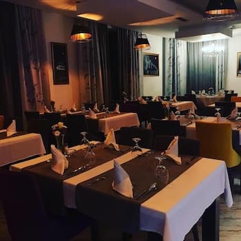 Hotel Vezir Palace, Restaurant