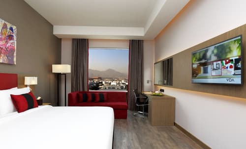 Ramada Encore by Wyndham Muscat Al-Ghubra, Room
