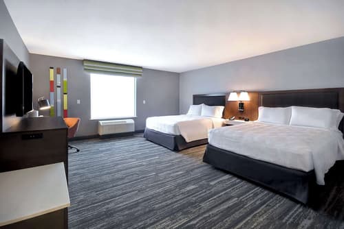 Hampton Inn & Suites Las Vegas Convention Center - No Resort Fee, Room
