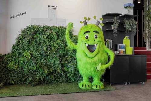 ibis Styles Ljubljana The Fuzzy Log, Lobby