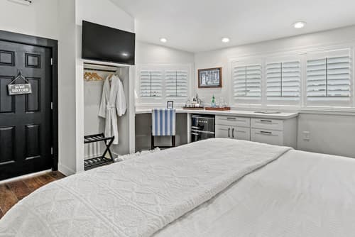 Bespoke Inn Flagstaff, Room