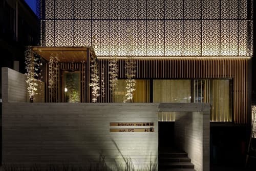 Hotel Zagakukan, Primary image