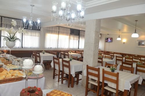 River Hotel, Breakfast area