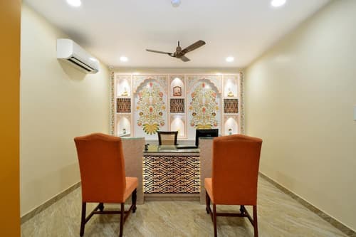 Kapish Home - All Pure Veg, Lobby