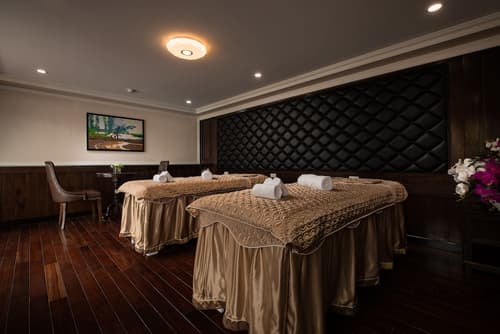 La Pandora Cruises, Treatment room