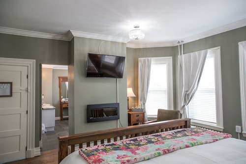 Georgestown Inn, Room