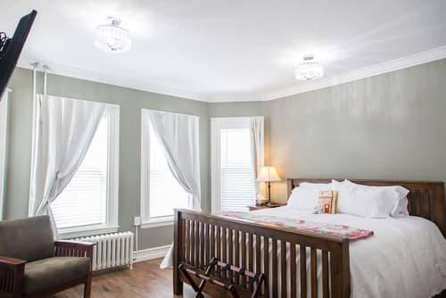 Georgestown Inn, Room